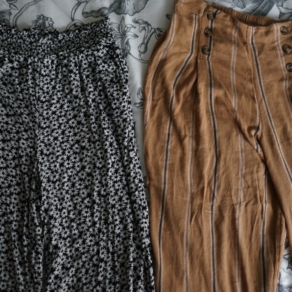 2 for 1! AE Wide Leg Pants.